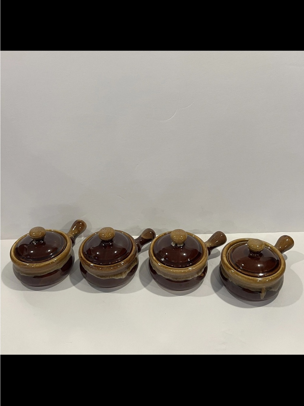 Vintage Set Of 4 Ceramic Onion Soup Bowls With Lids And Handle, Made In Taiwan